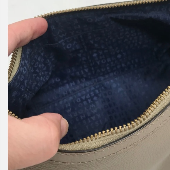 kate spade NWOT Gabriella Berkshire Oyster Grey Crossbody Purse - Picture 7 of 11